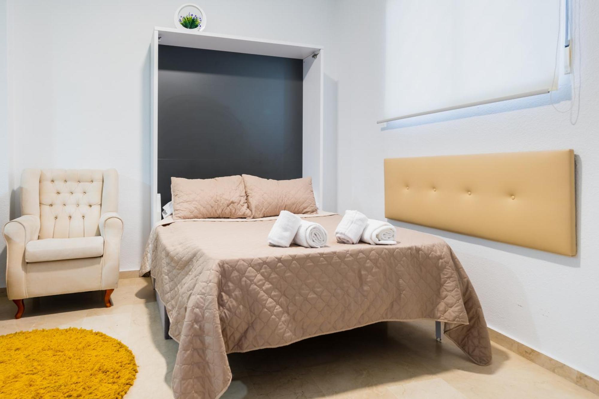 Appartamento Estudio Triana Salado A Siviglia Esterno foto